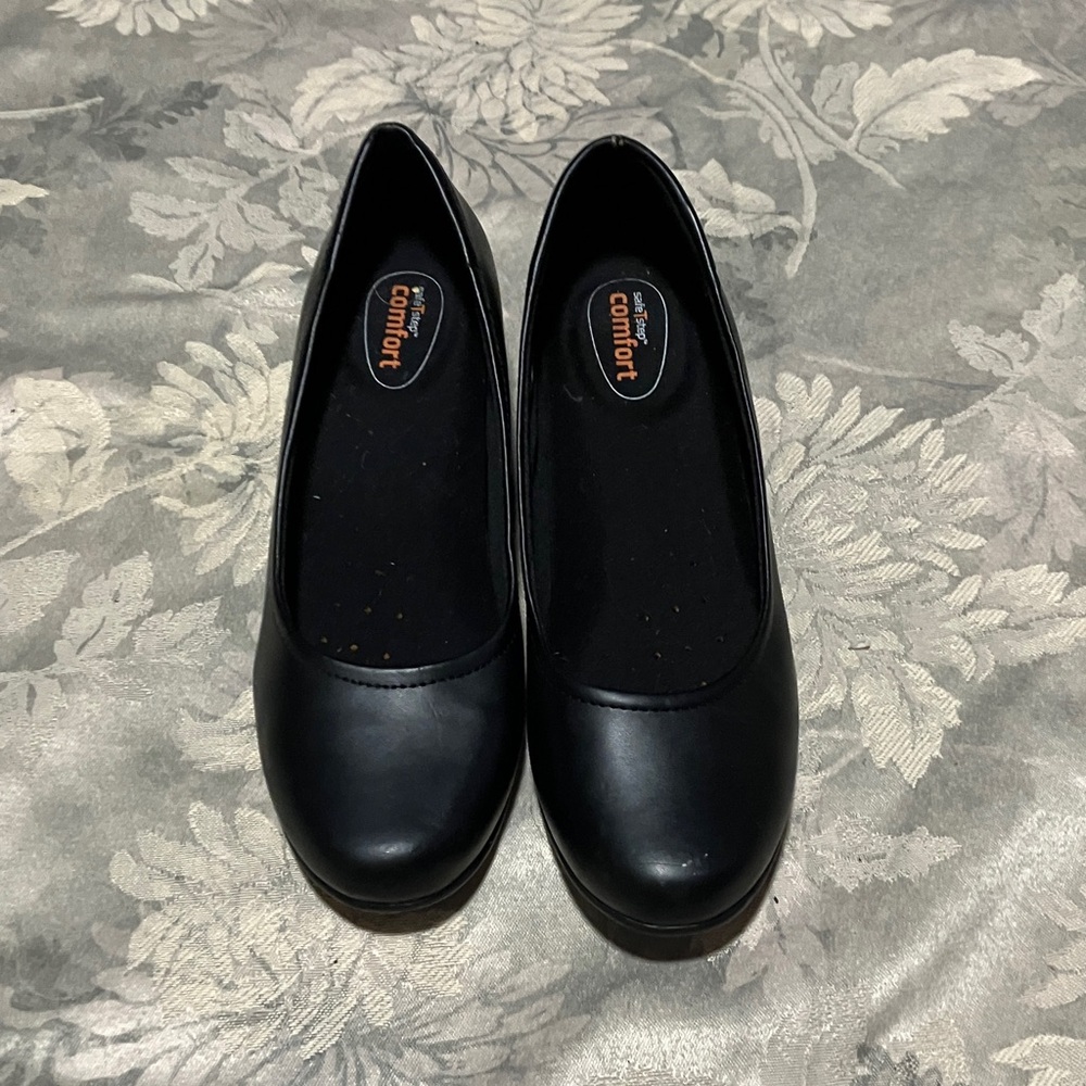 Women's Water and Slip Resistant Waitress Shoes